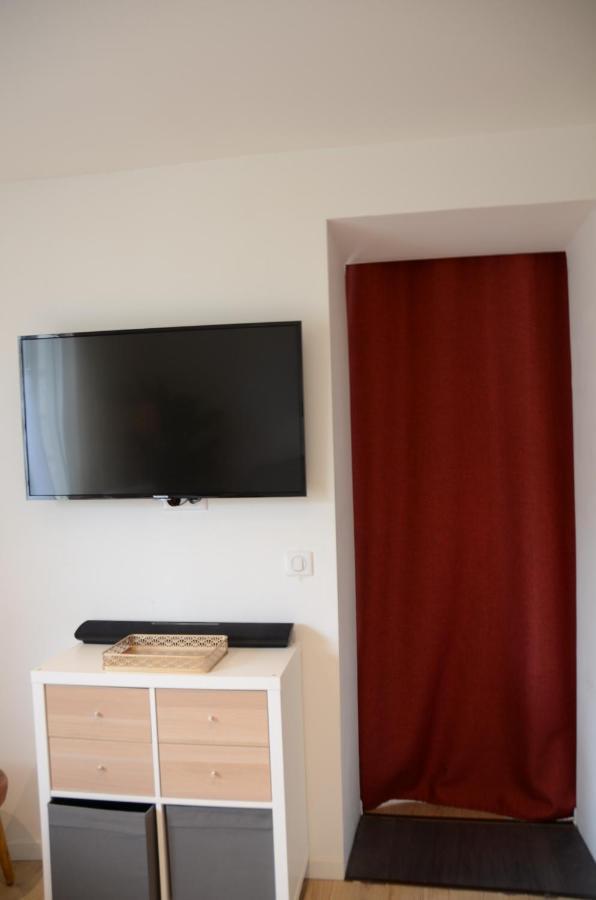 Beau Rivage Apartment อานซี ภายนอก รูปภาพ