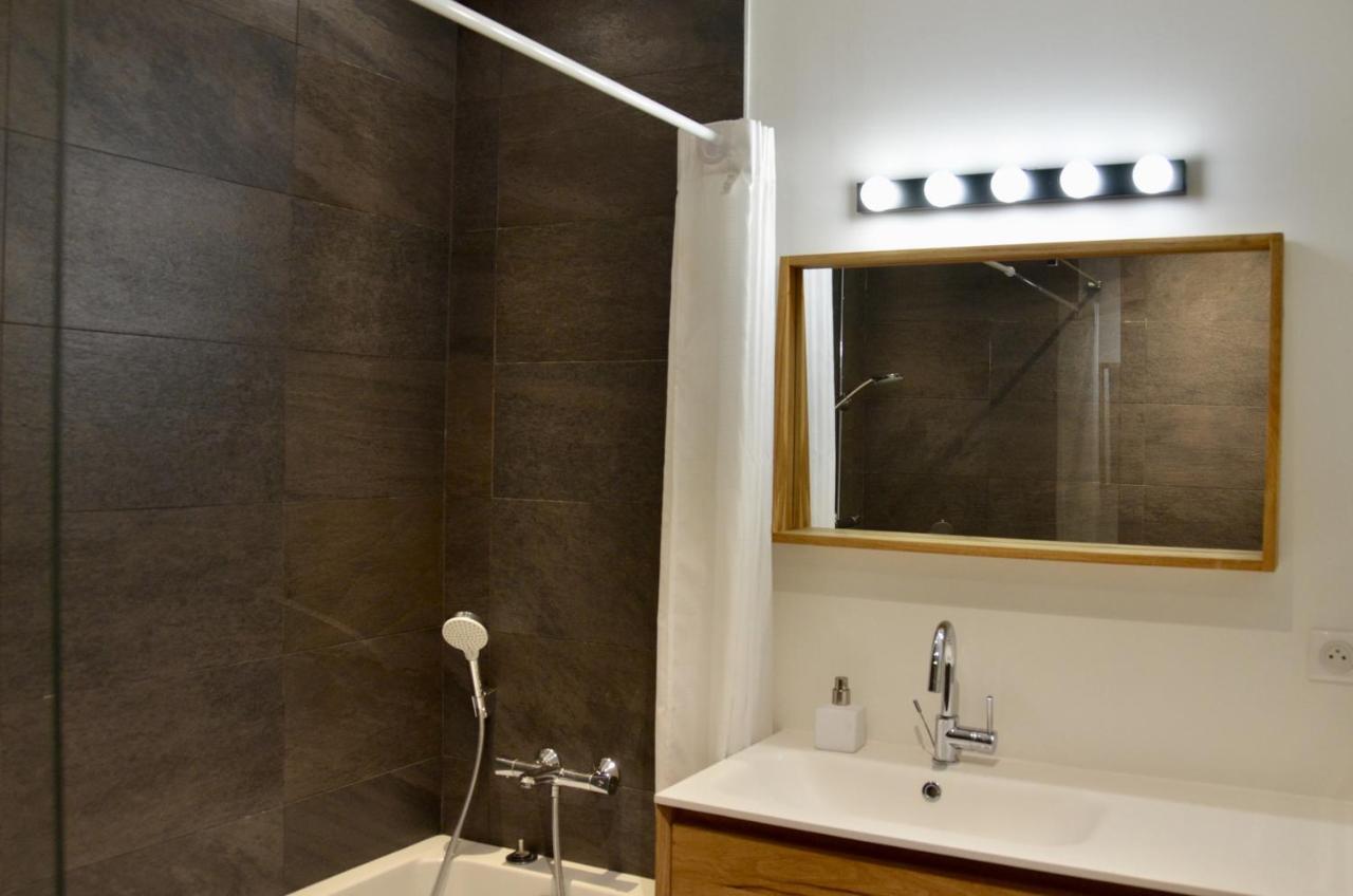 Beau Rivage Apartment อานซี ภายนอก รูปภาพ